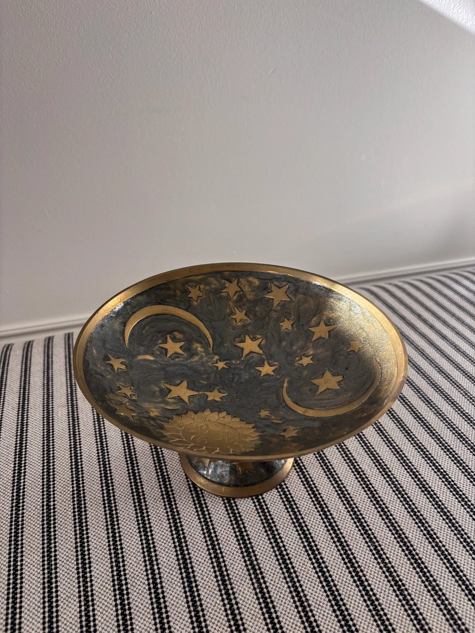 Brass Pedestal Dish – Celestial Enamel - Image 3
