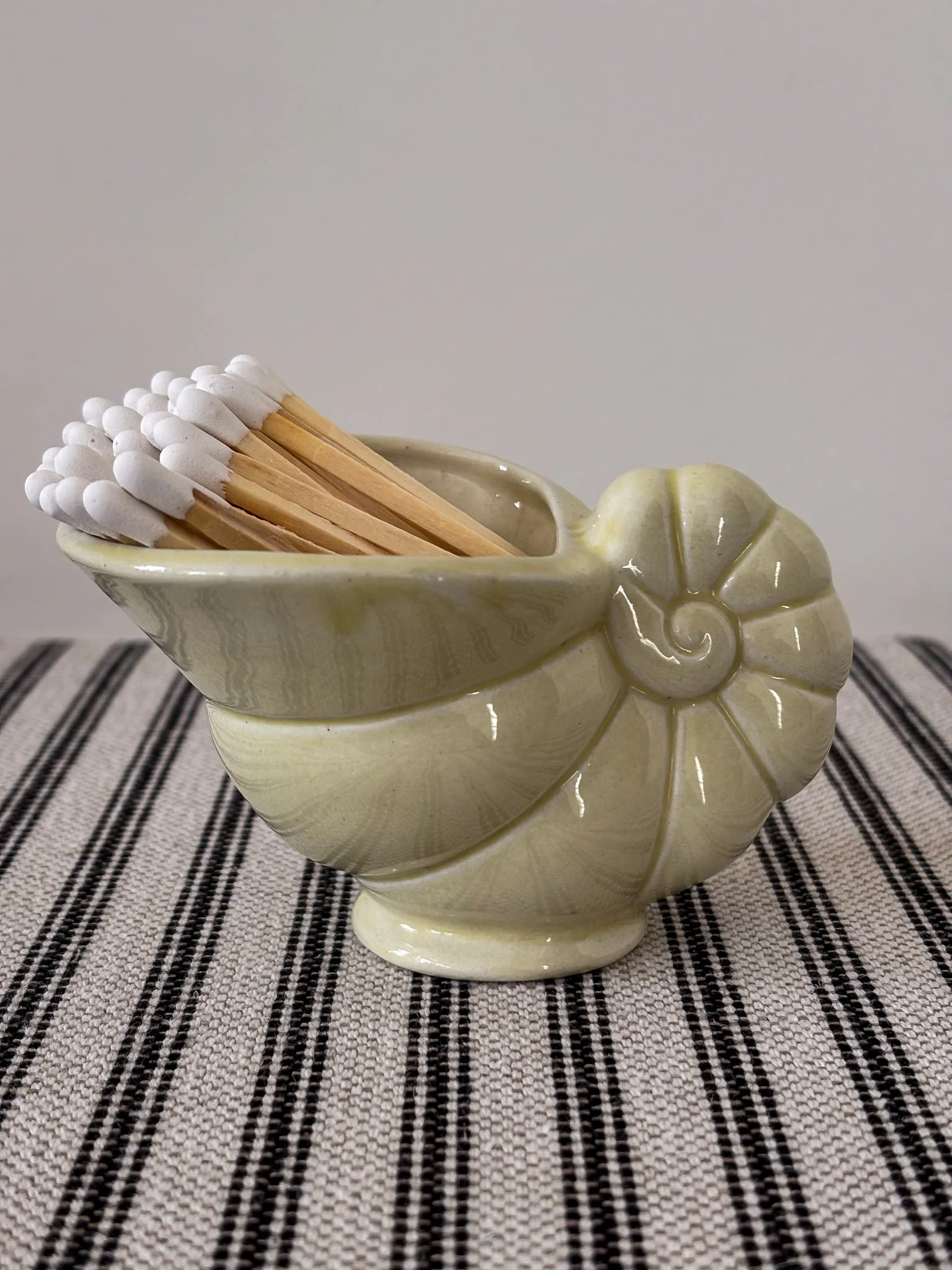 Ceramic Seashell Matchstick Holder - Image 6
