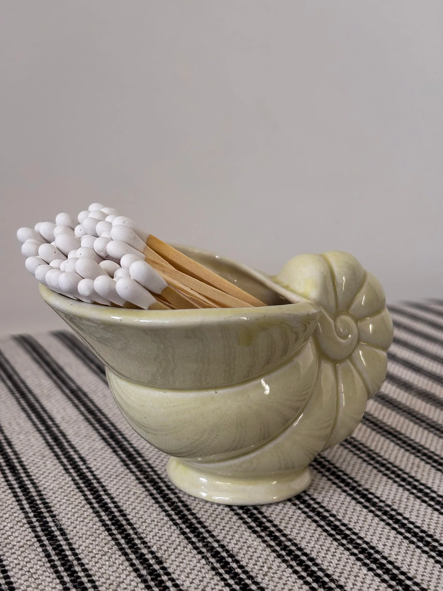 Ceramic Seashell Matchstick Holder - Image 8
