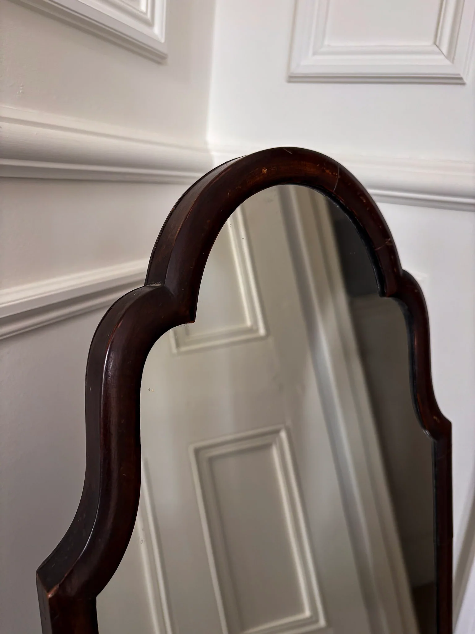 Dark Wood Scalloped Free-Standing Mirror - Image 3