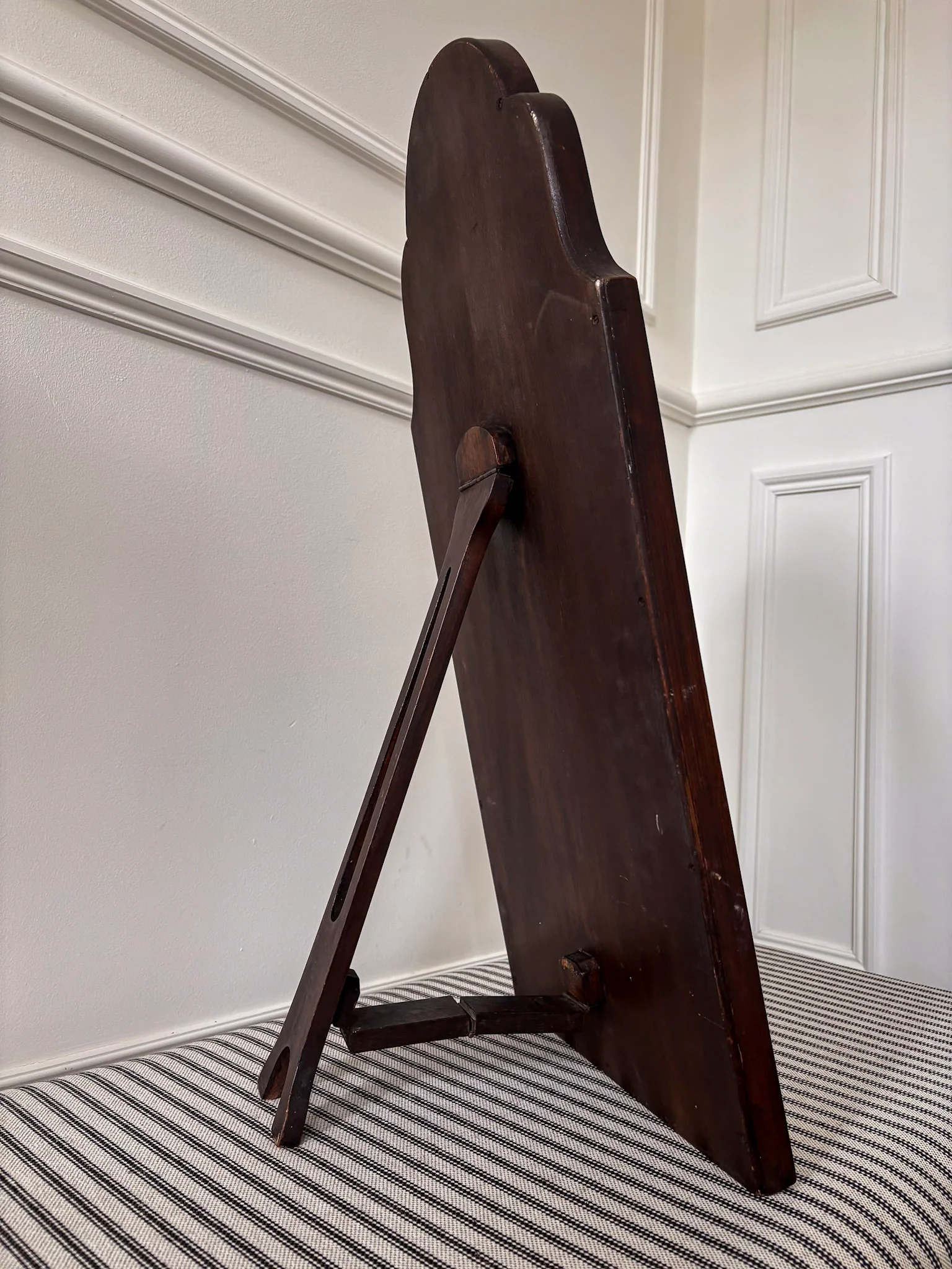 Dark Wood Scalloped Free-Standing Mirror - Image 4