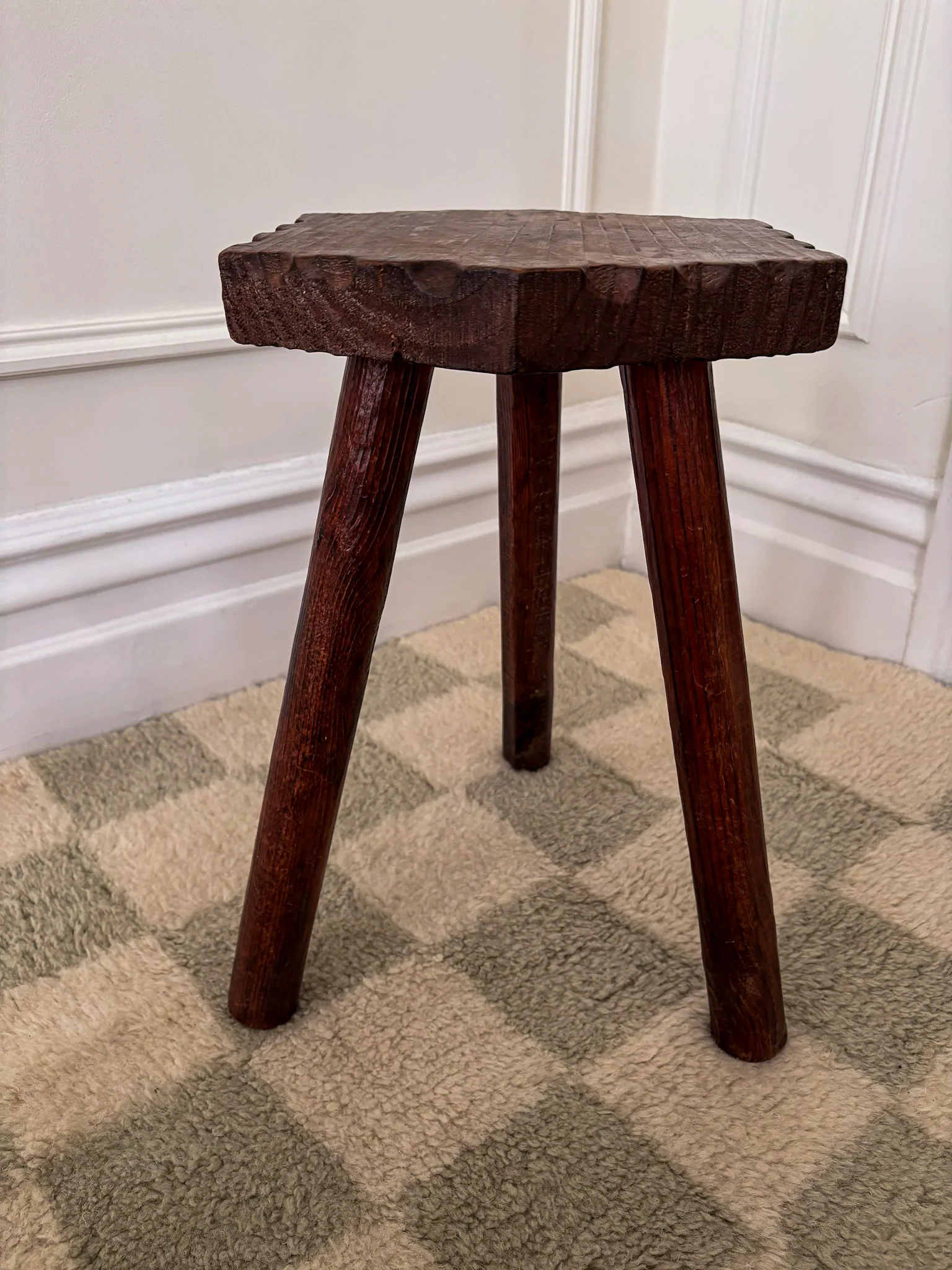 French Wooden Milking Stool | Rustic Primitive Tripod Stool - Image 4