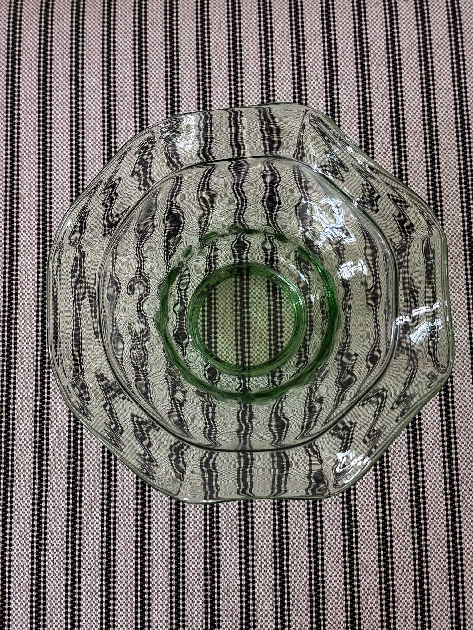 Green Glass Fluted Ruffle Edge Bowl - Image 9