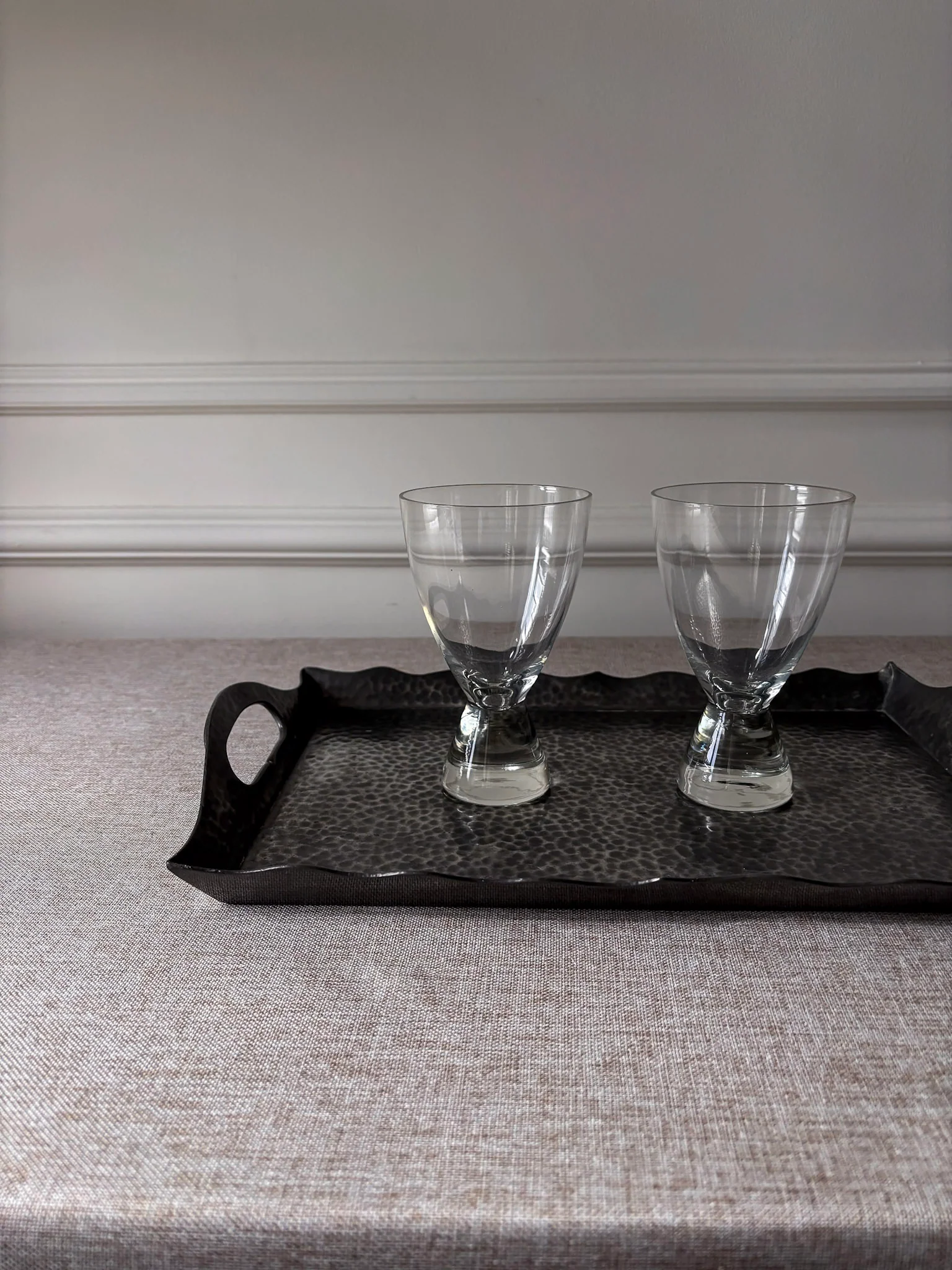 Knighthood Hammered Pewter Scalloped Edge Serving Tray - Image 4