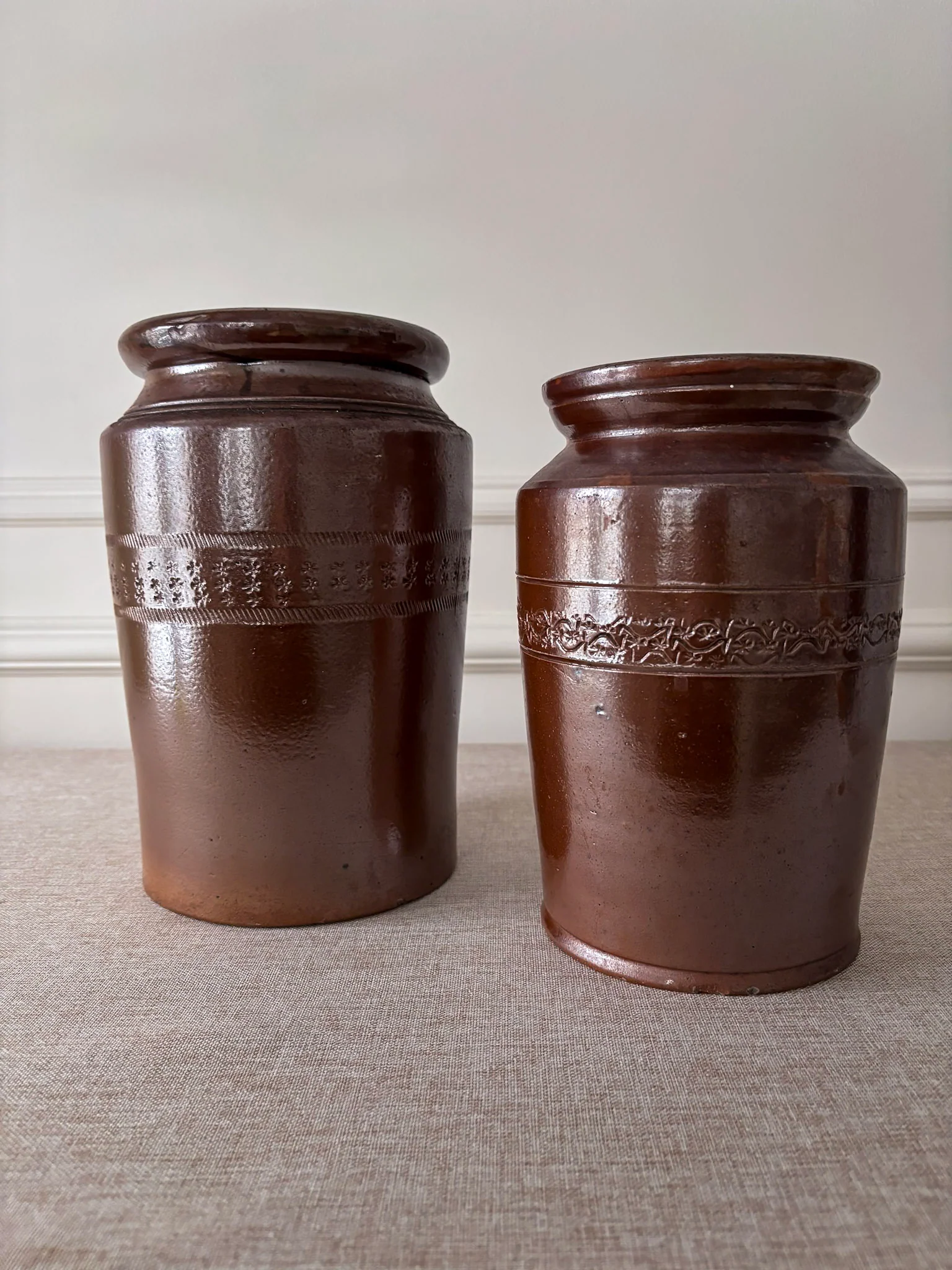 Large Brown Saltware Vase - Image 6