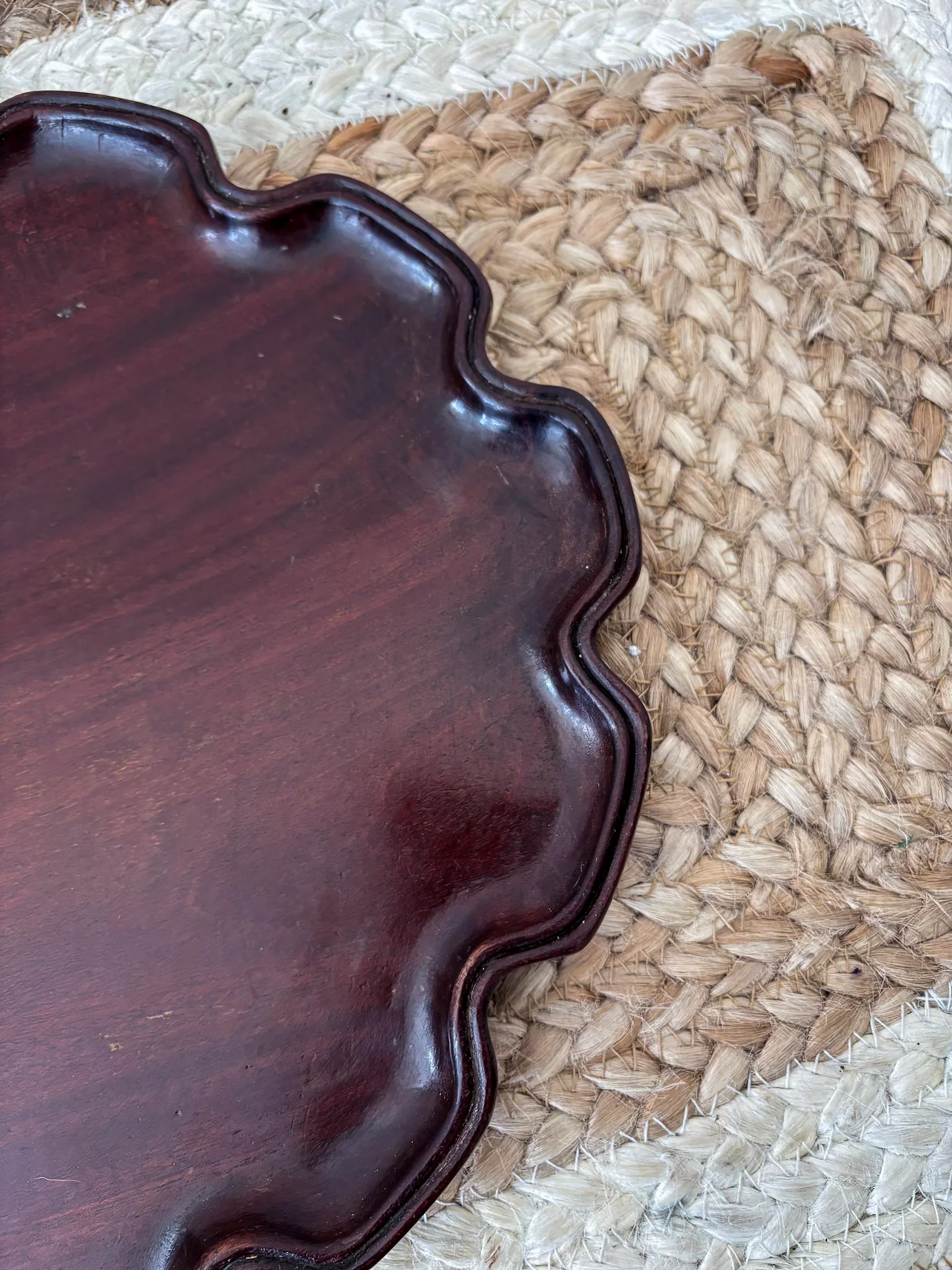 Mahogany Pie-Crust Scalloped Edge Decorative Tray - Wooden Styling Tray for Home Décor - Image 3
