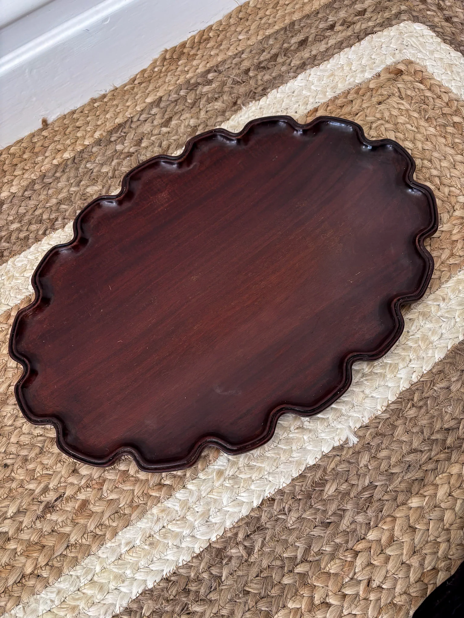 Mahogany Pie-Crust Scalloped Edge Decorative Tray - Wooden Styling Tray for Home Décor - Image 4