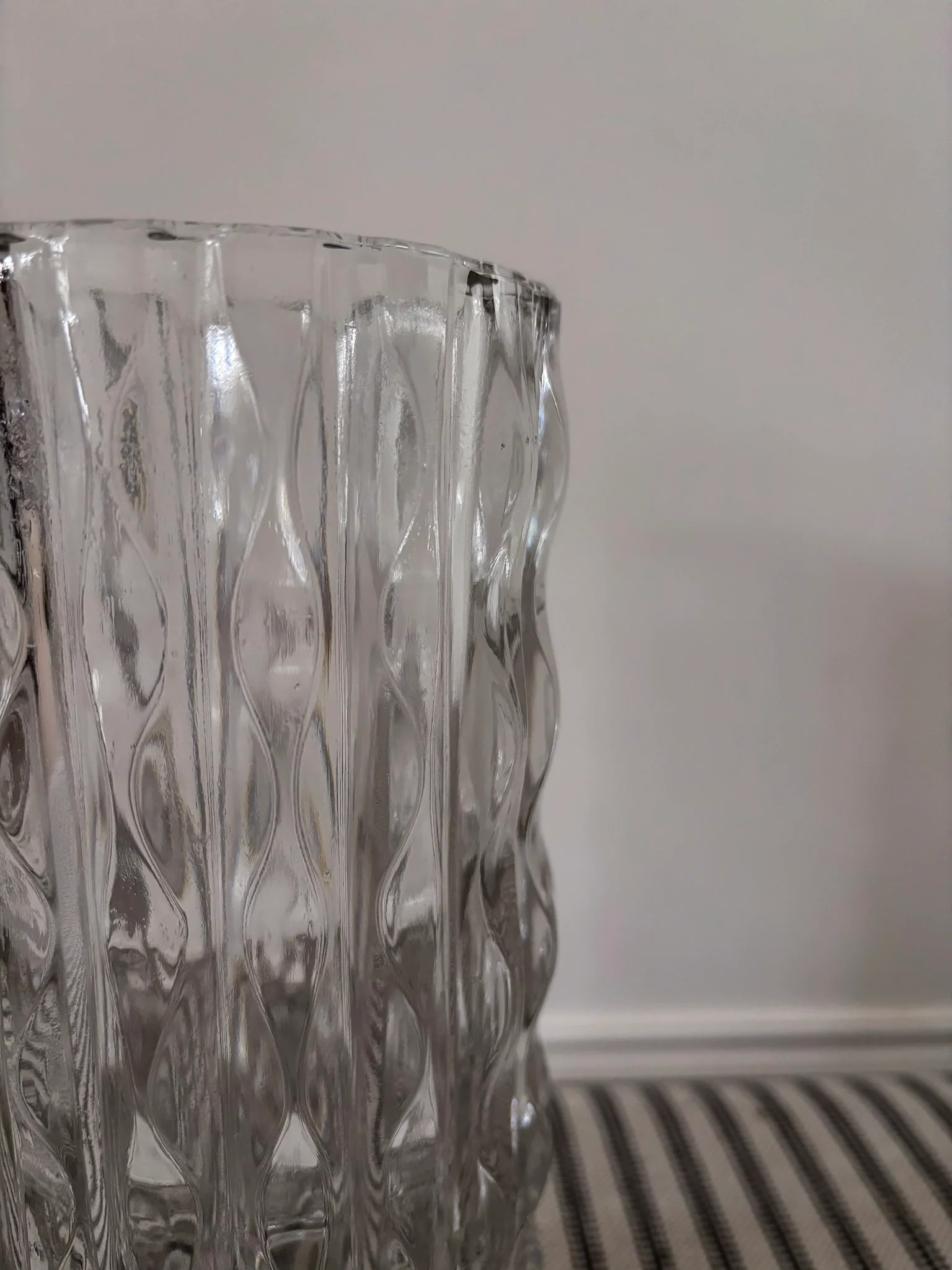Mid Century Italian Art Glass Wave Vase - Image 4