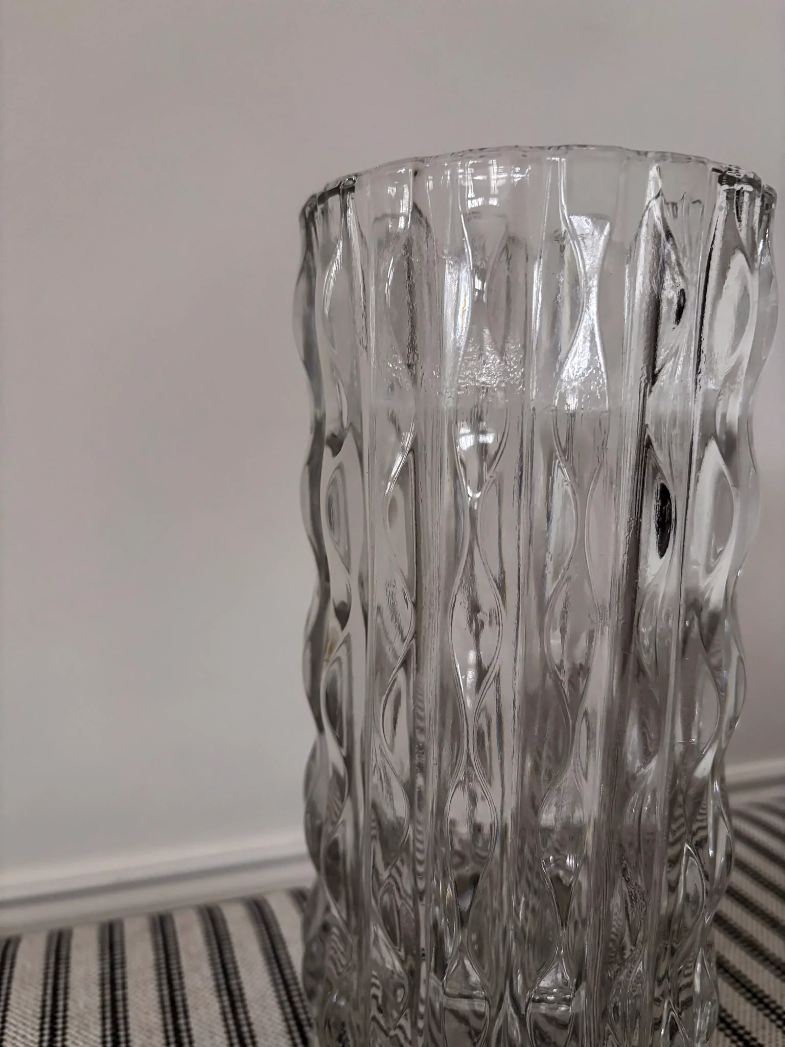 Mid Century Italian Art Glass Wave Vase - Image 5