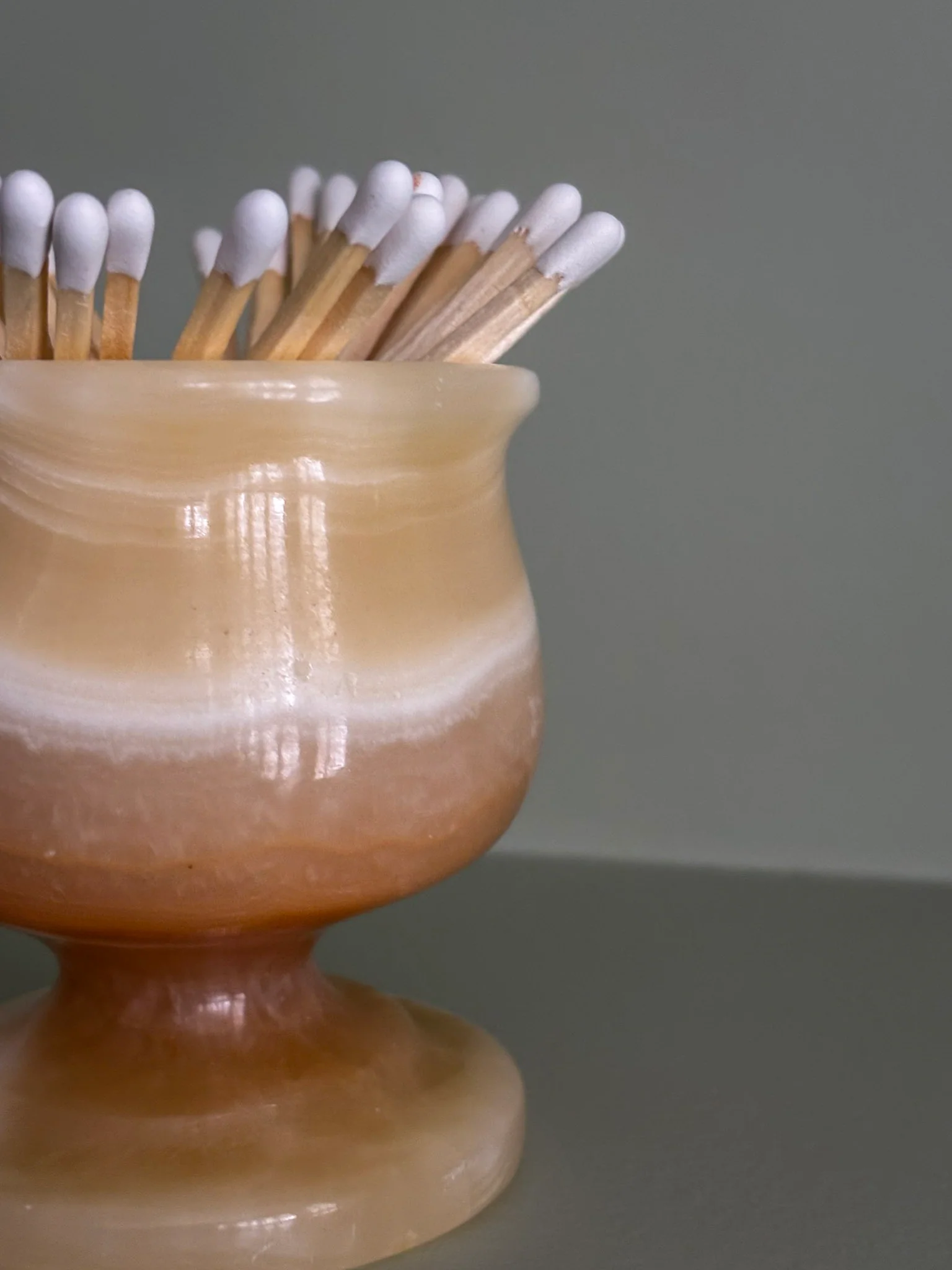Onyx Pedestal Matchstick Holder - Image 3