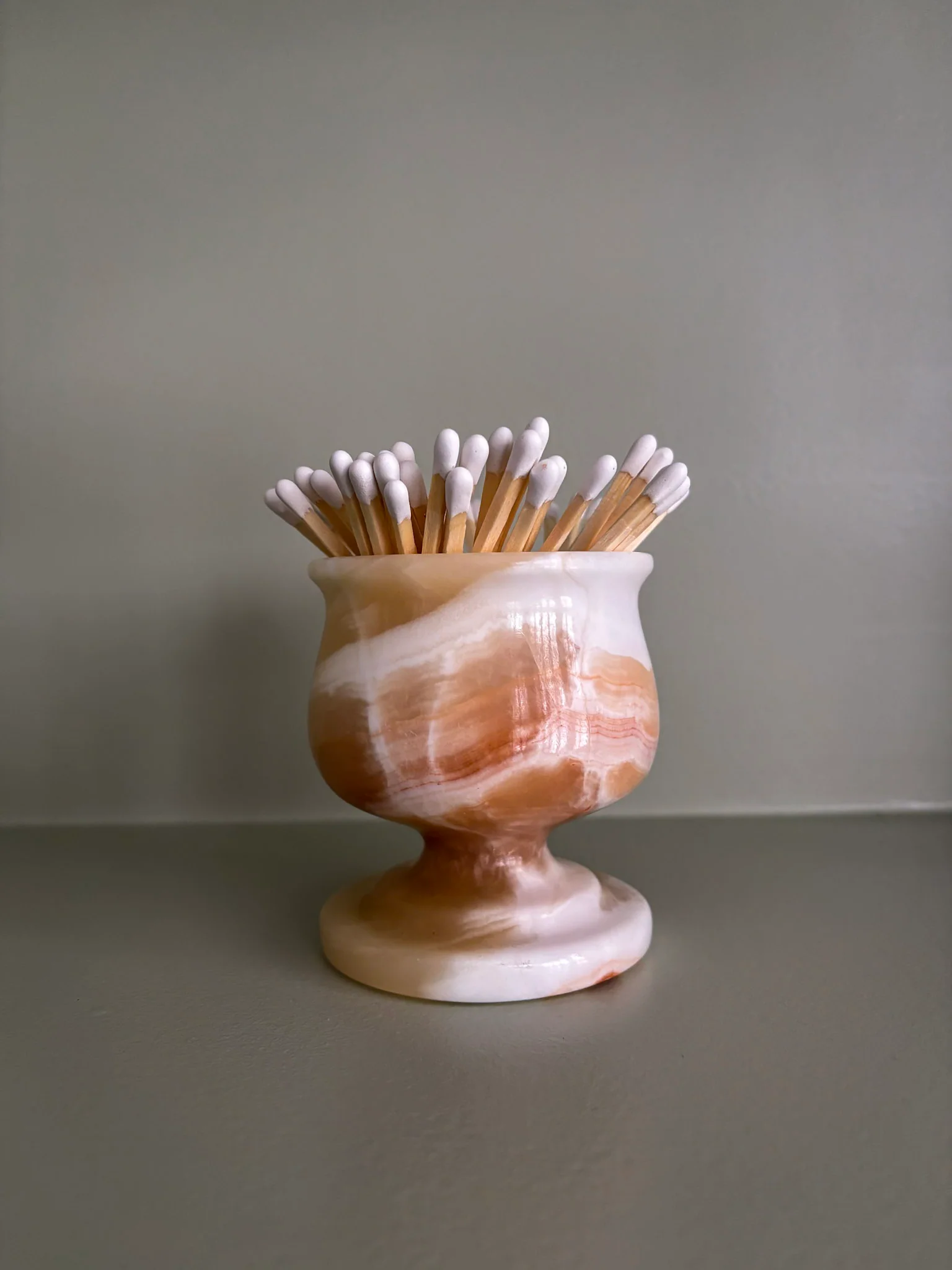 Onyx Pedestal Matchstick Holder - Image 5