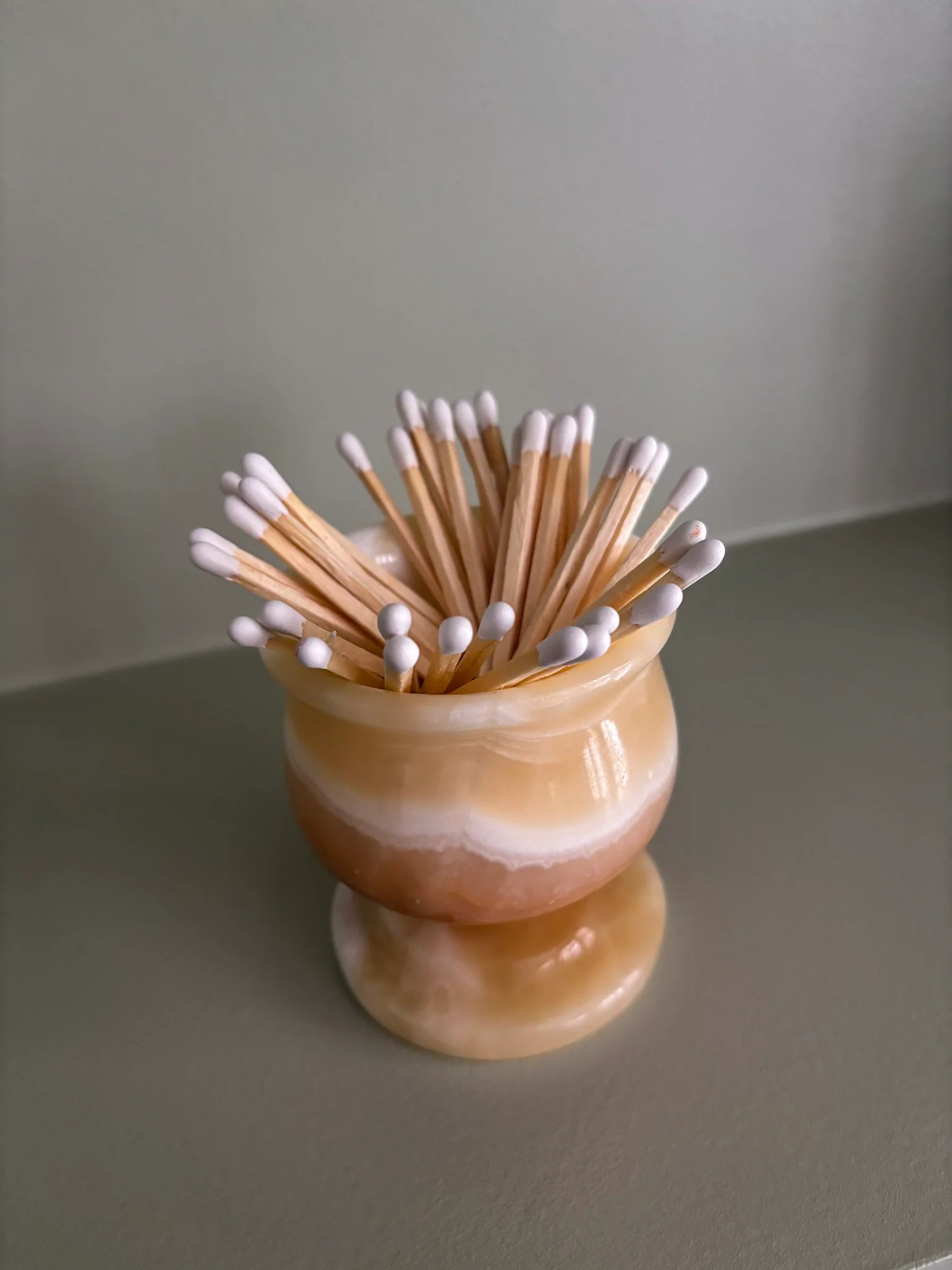 Onyx Pedestal Matchstick Holder - Image 7