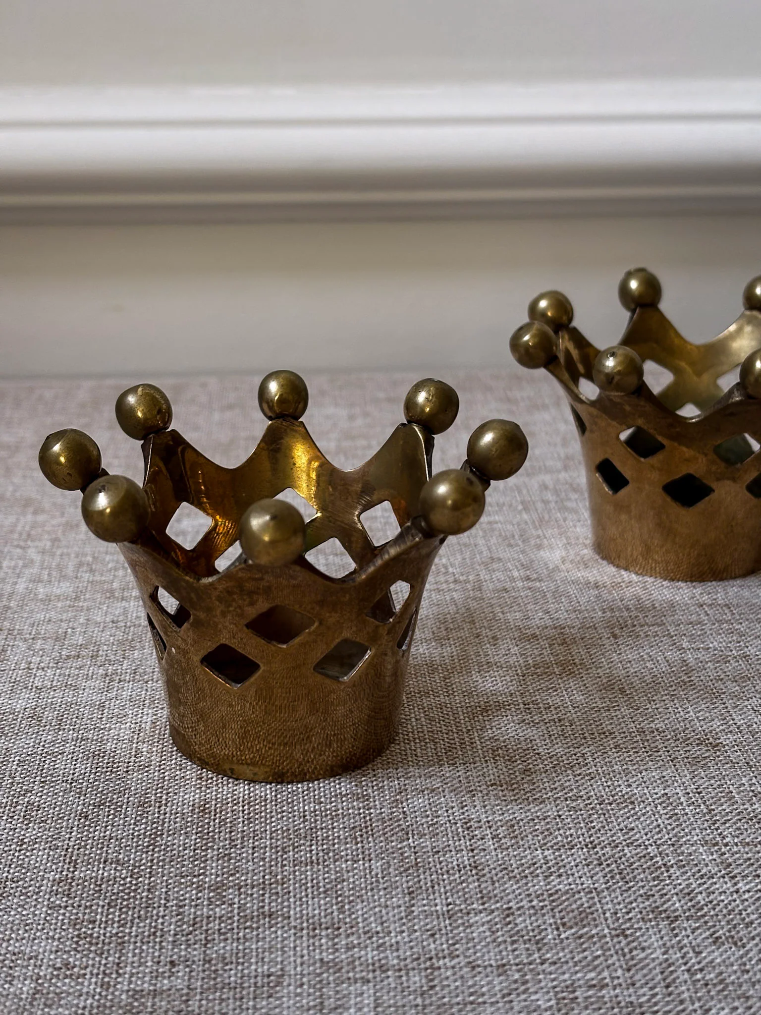 Pair of Vintage Brass Crown Candle Holders | Sculptural Brass Tealight Holders - Image 6