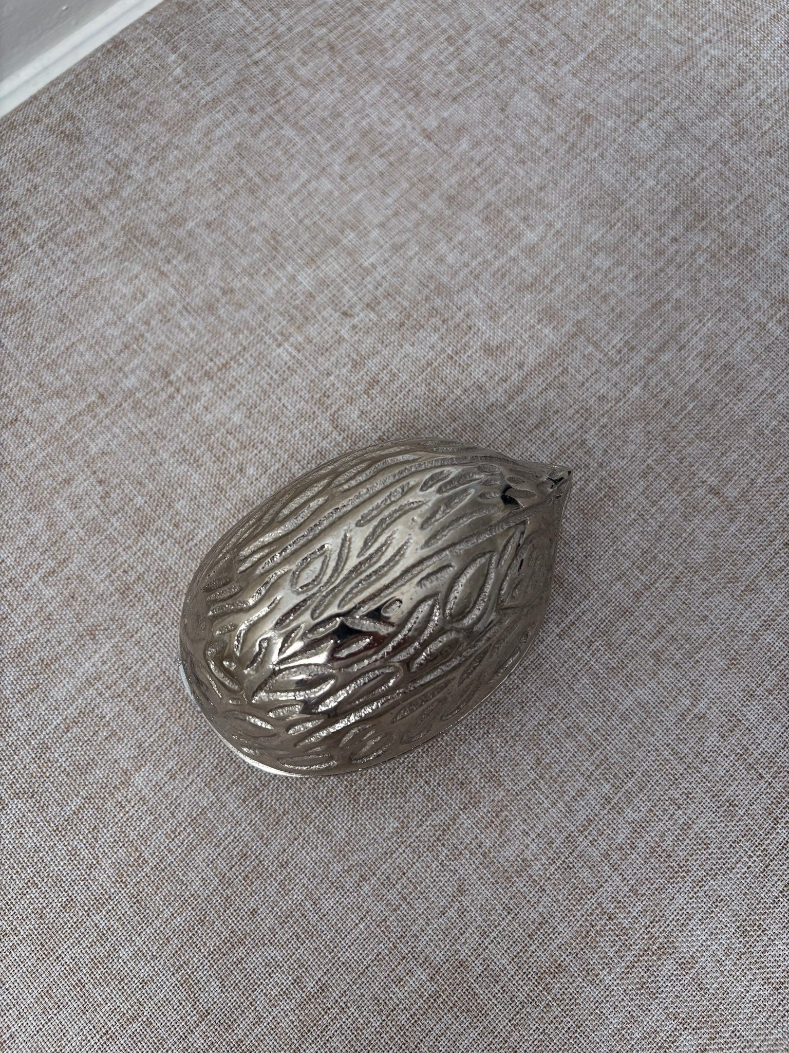 Silver Metal Walnut Trinket Box, Decorative Storage Dish with Lid - Image 5