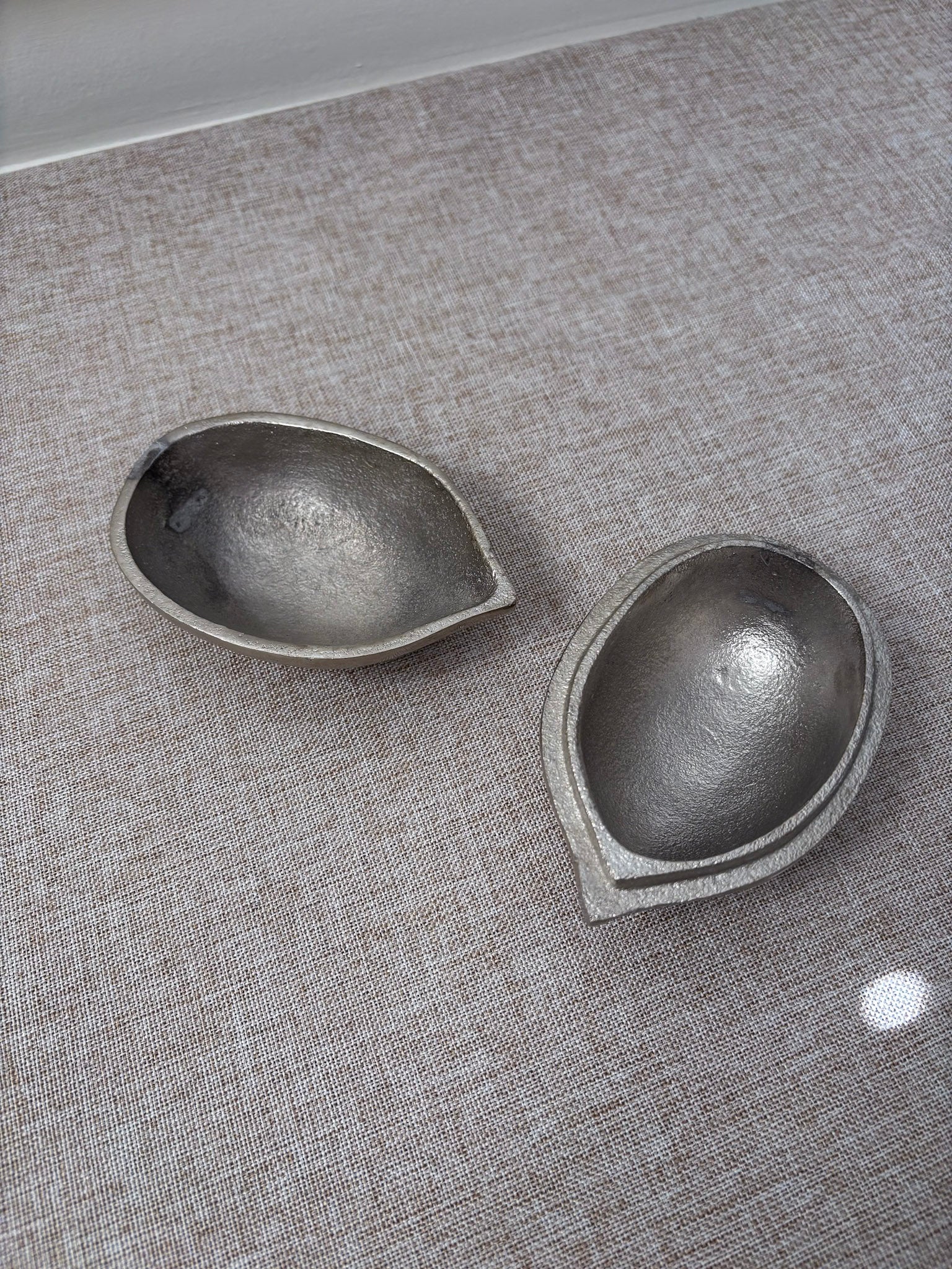 Silver Metal Walnut Trinket Box, Decorative Storage Dish with Lid - Image 6