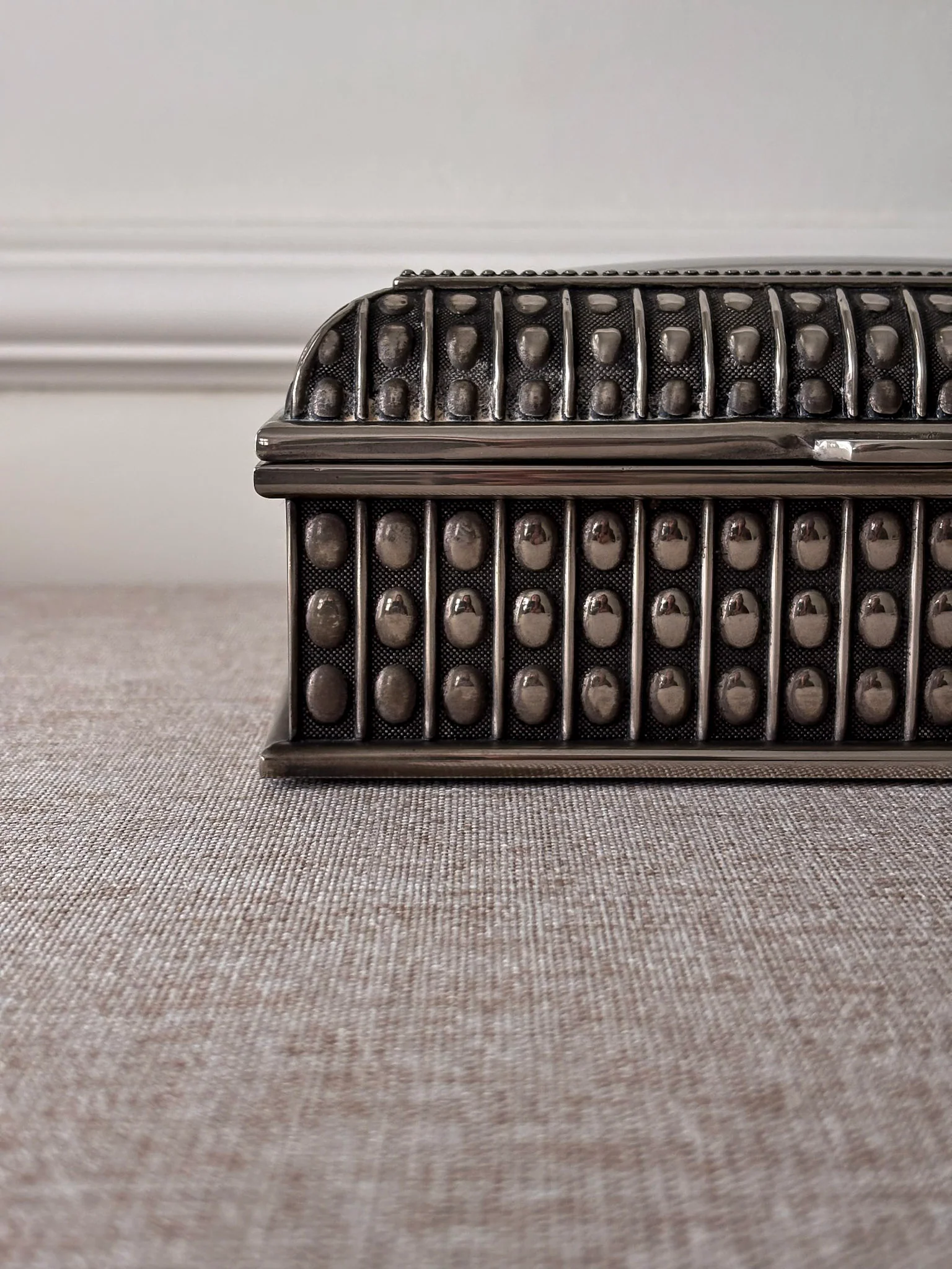 Silver-Plated Beaded Jewellery Trinket Box - Image 3
