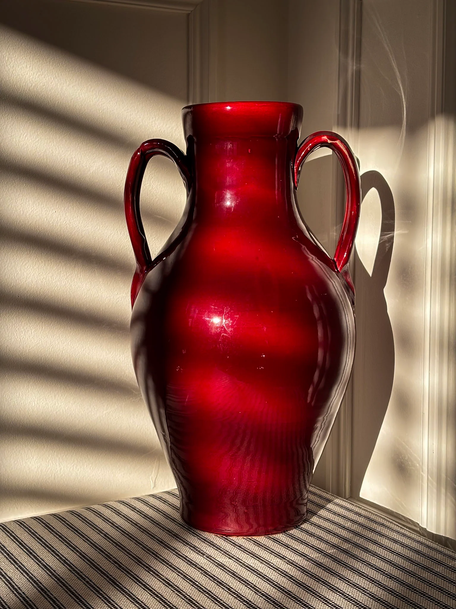 Nicola Fasano Red Glazed Dual-Handle Large Vase – Italian Studio Pottery Accent Piece - Image 11