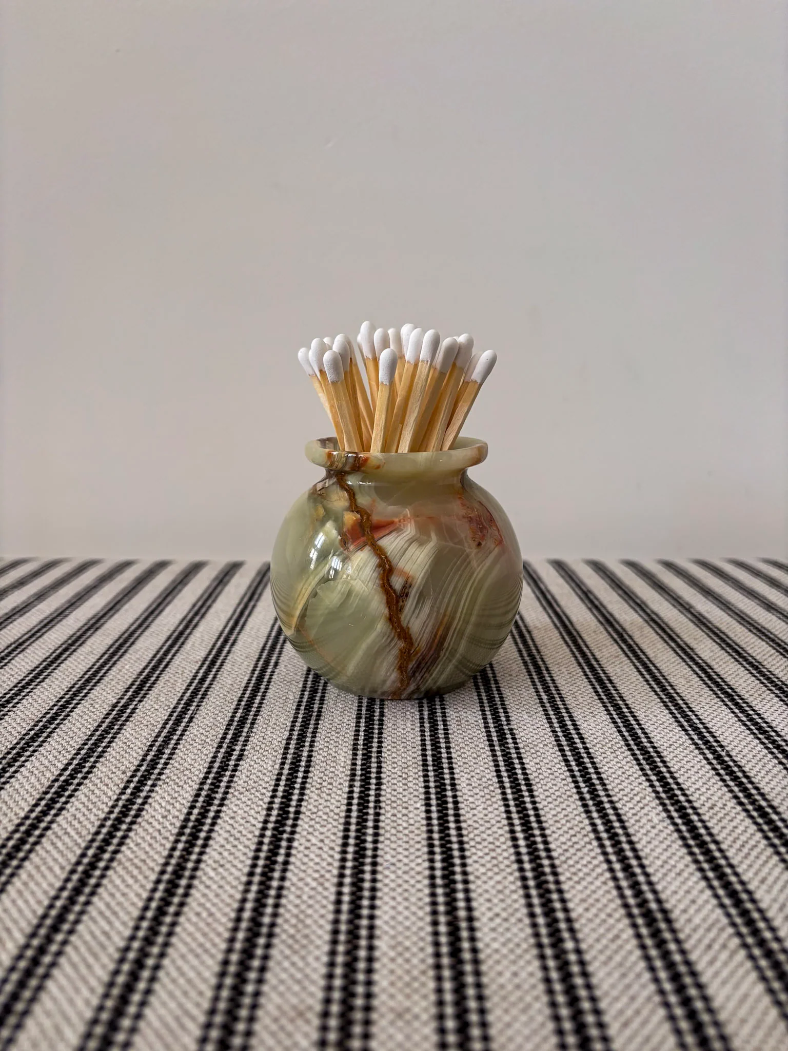 Onyx Stone Matchstick Holder – Natural Marble Veined Accessory - Image 14