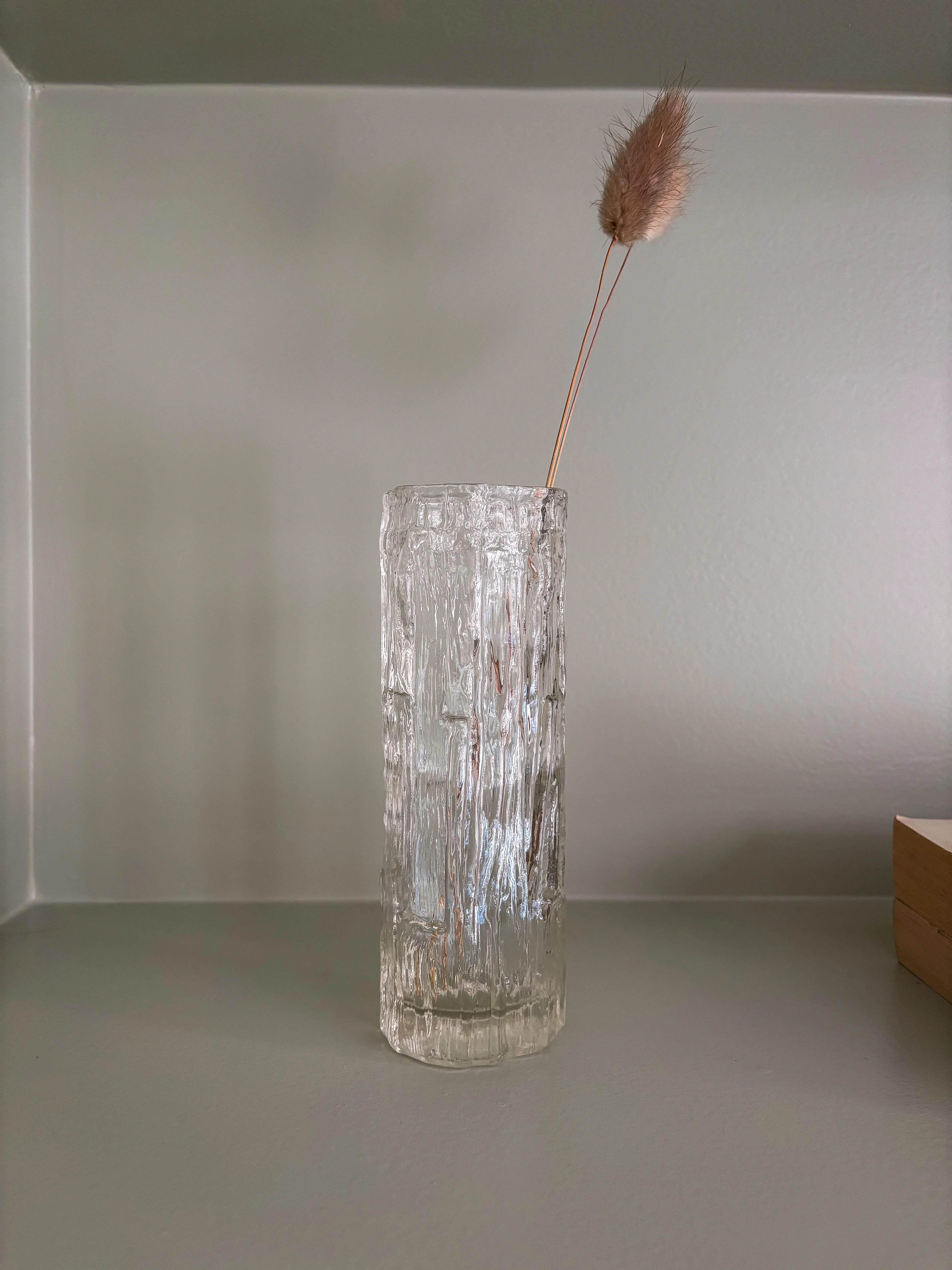 Textured Glass Bark Vase - Image 4