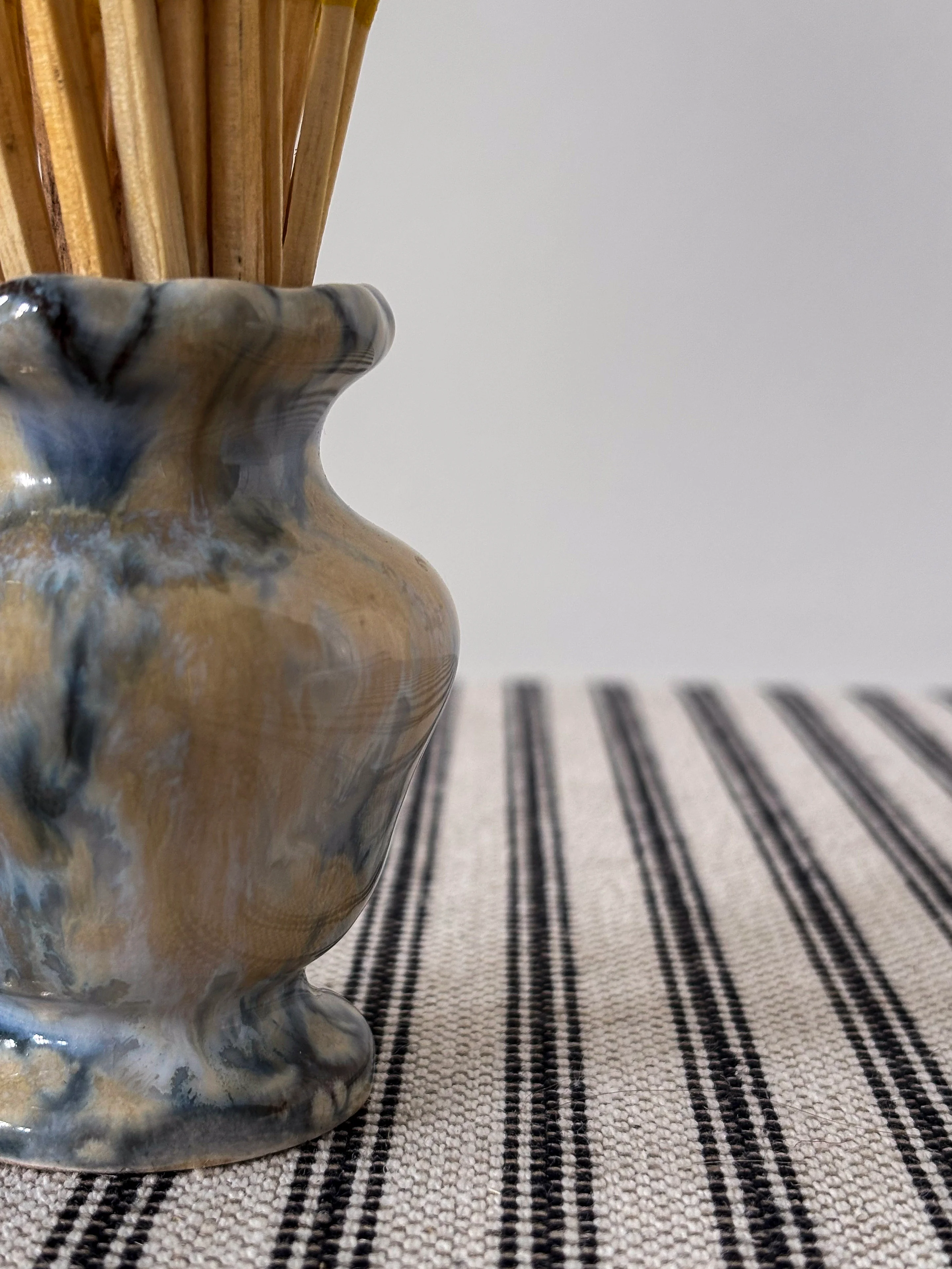 Vintage Studio Pottery Ruffled Edge Matchstick Holder – Glazed Ceramic - Image 8