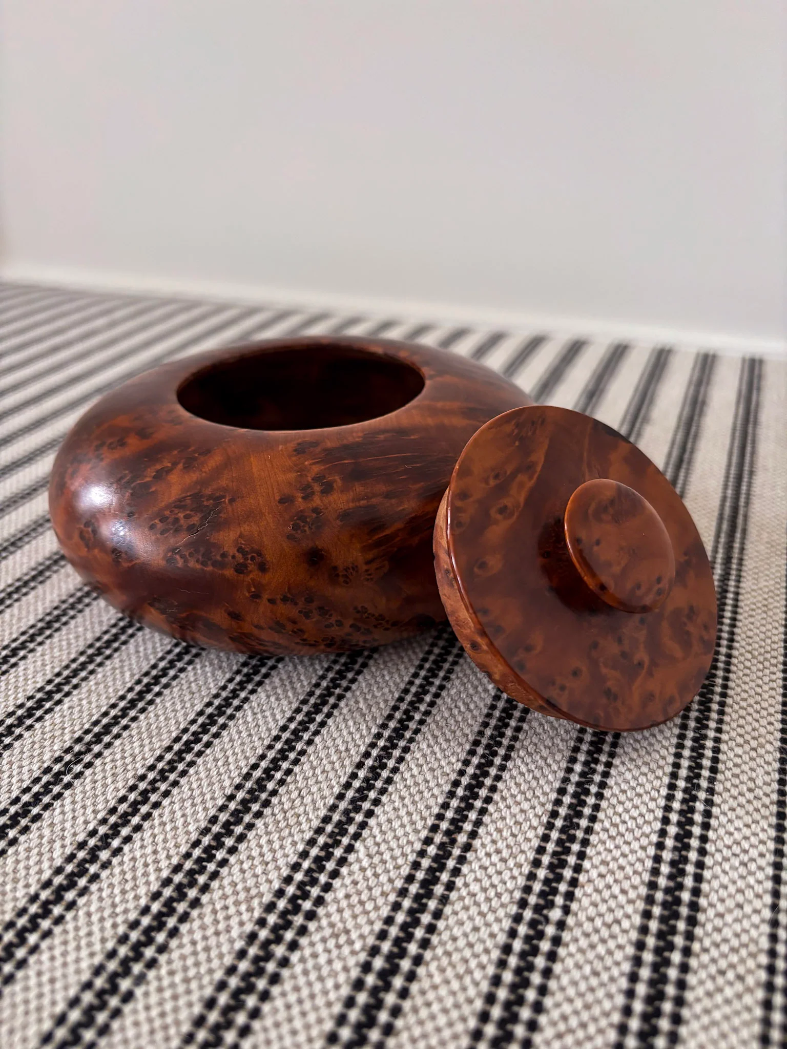Vintage Thuya Burr Wood Lidded Pot - Image 2